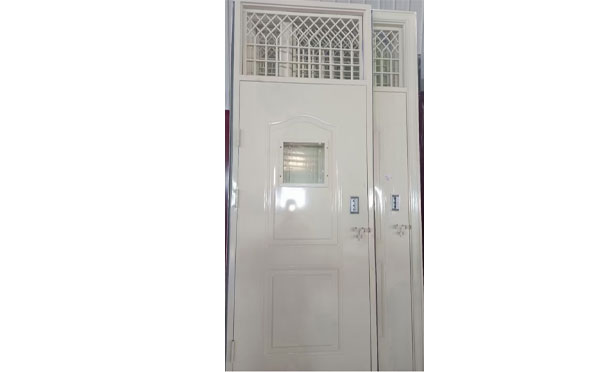 汉台学校教室门