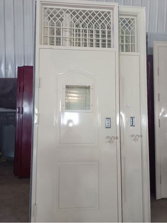 汉台学校教室门 汉台学校教室门