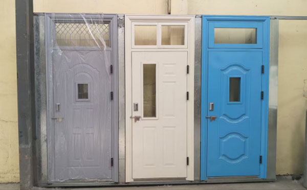 汉台学校教室门